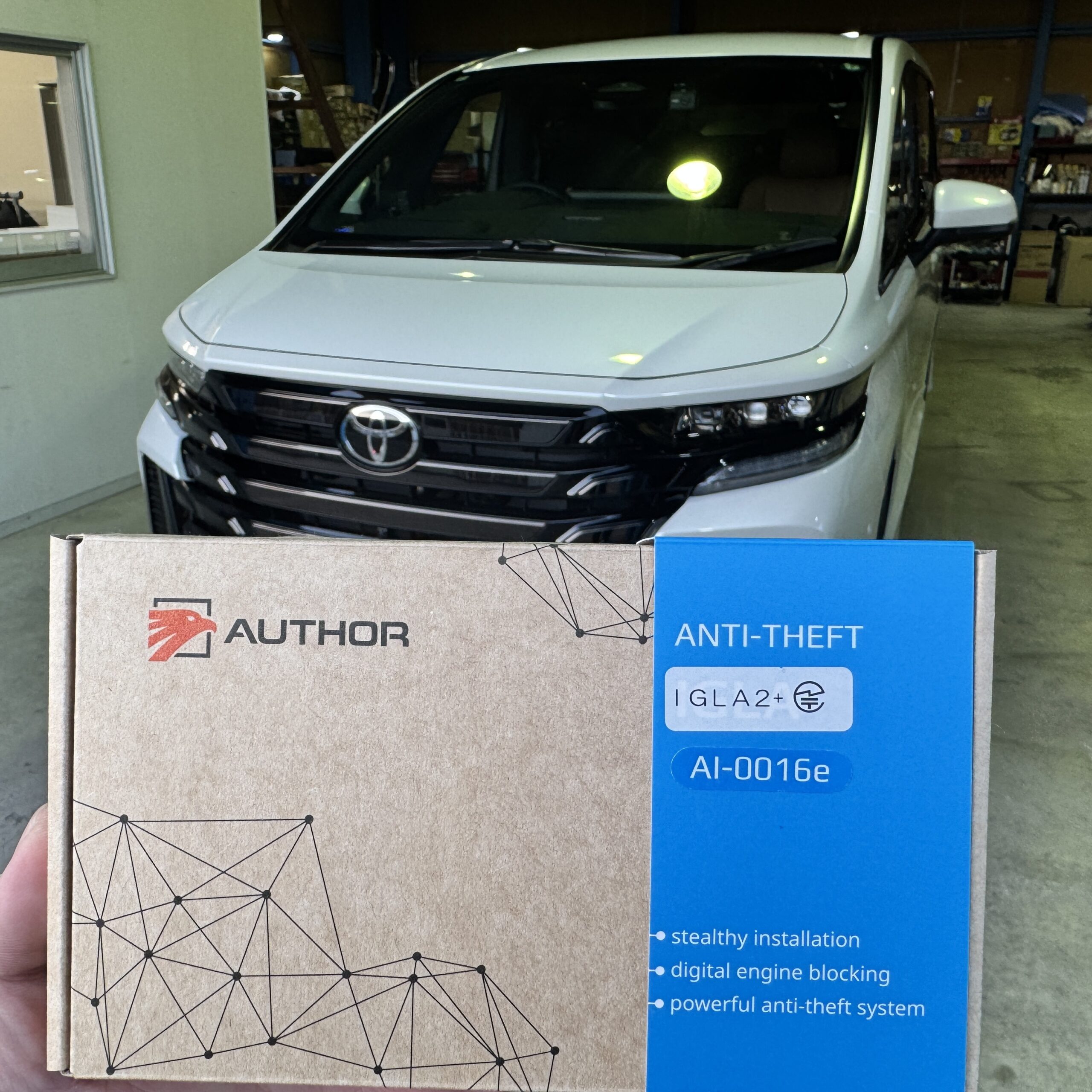 トヨタ/ヴェルファイア|「IGLA2+」「レーダー探知機」「ドライブレコーダー」|取り付け