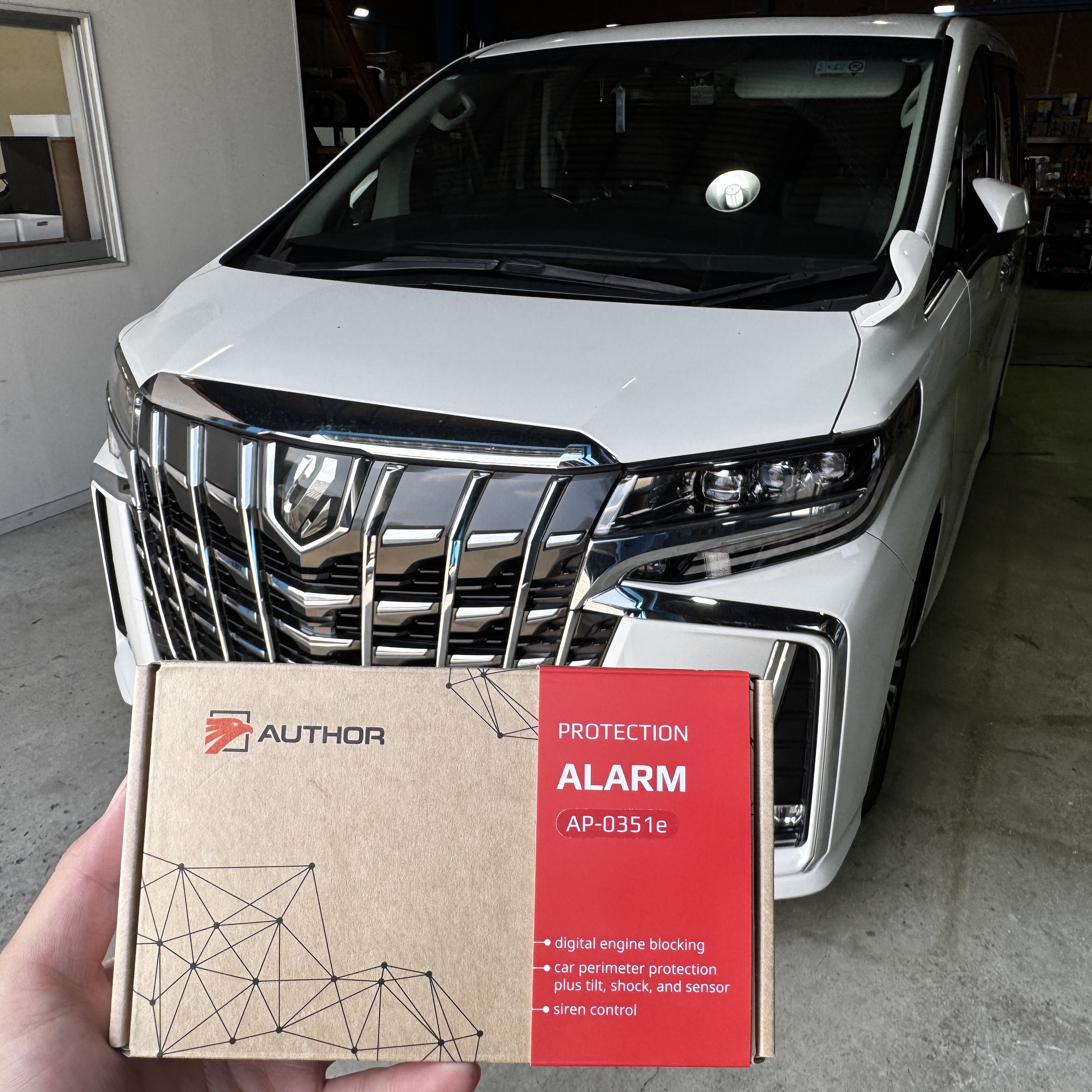 トヨタ/アルファード｜「IGLA ALARM」