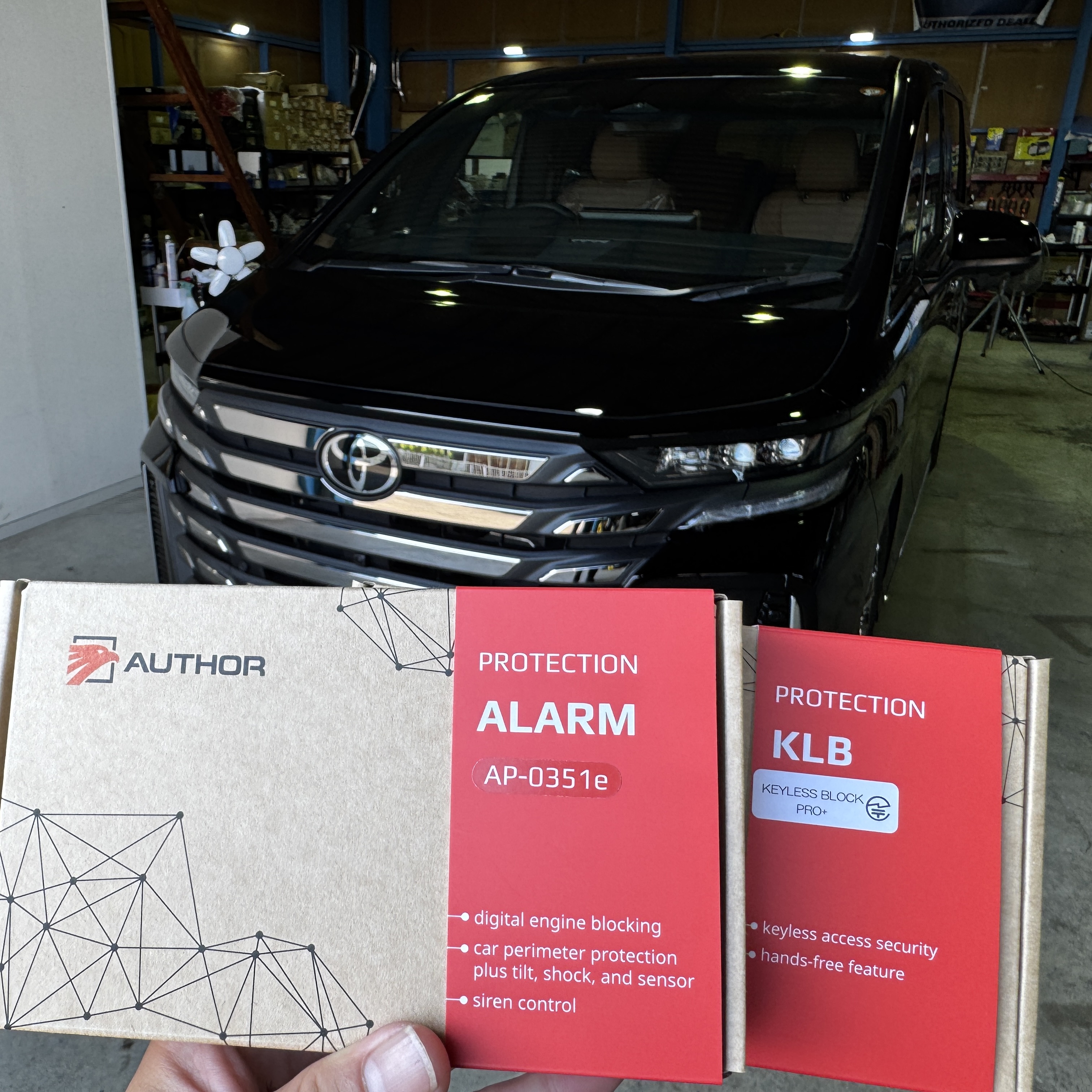 トヨタ/ヴェルファイア|「IGLA ALARM」「KEYLESS BLOCK PRO+」