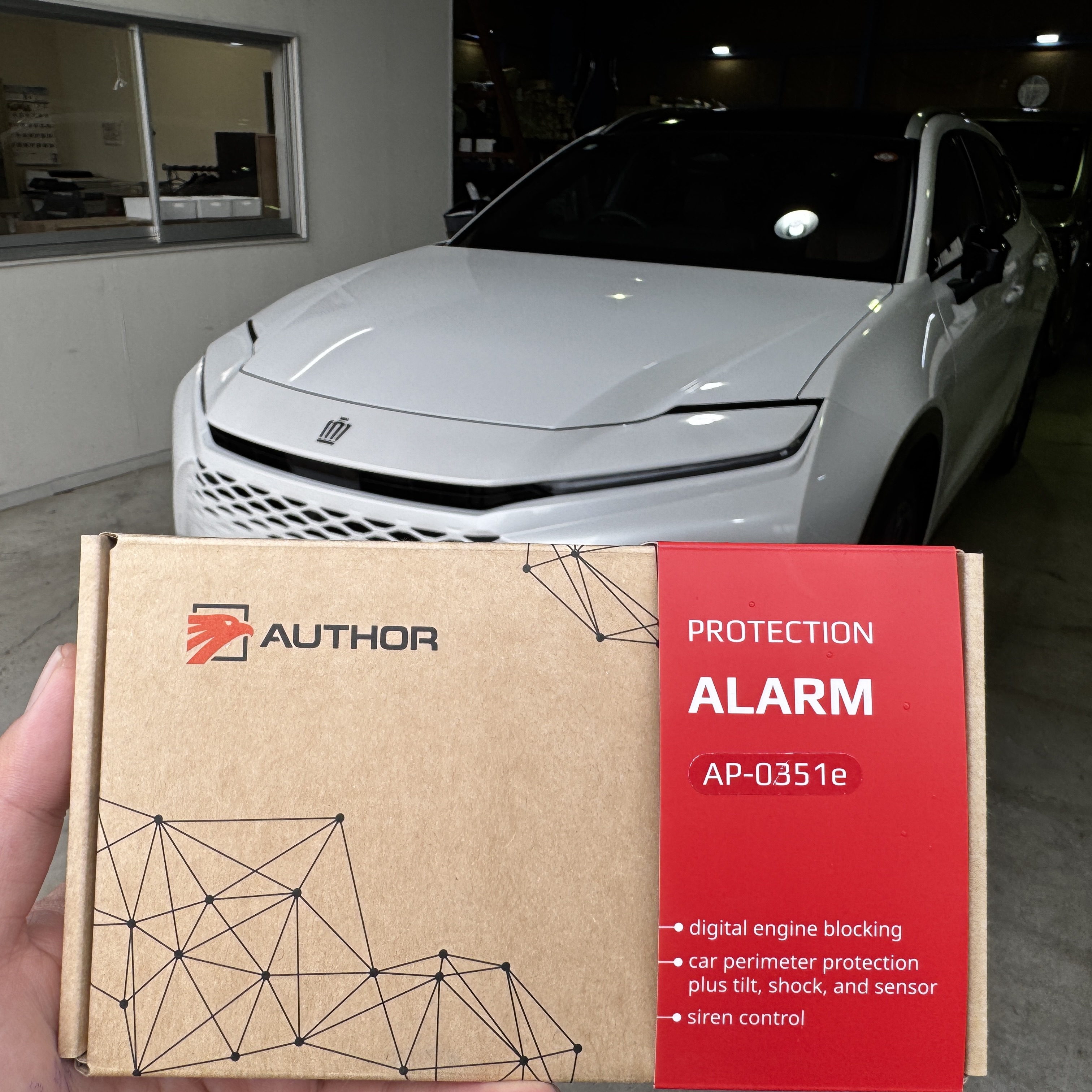 トヨタ/クラウンエステート|「IGLA ALARM」