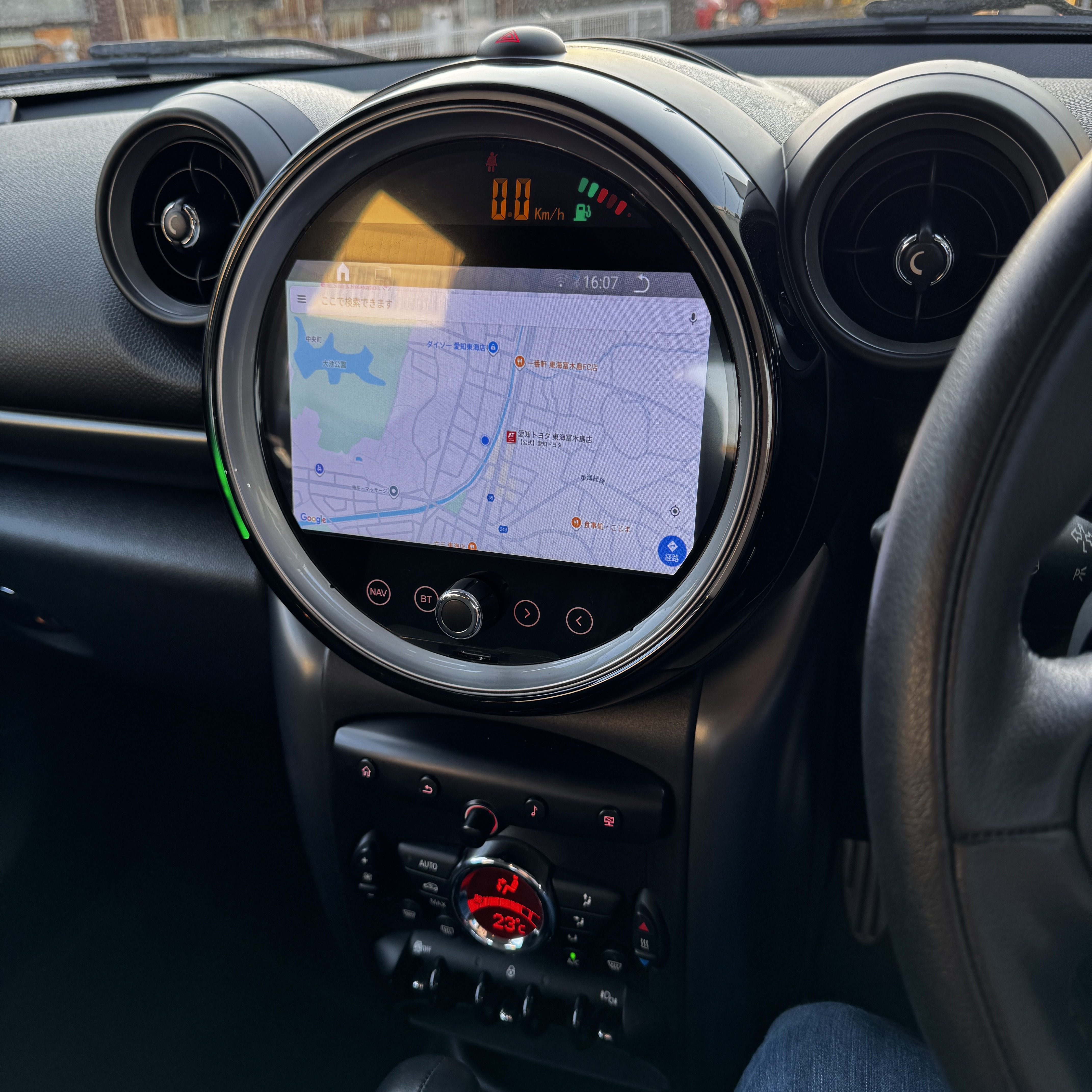 MINI/クロスオーバーR60｜アンドロイドナビ・バックカメラ取り付け