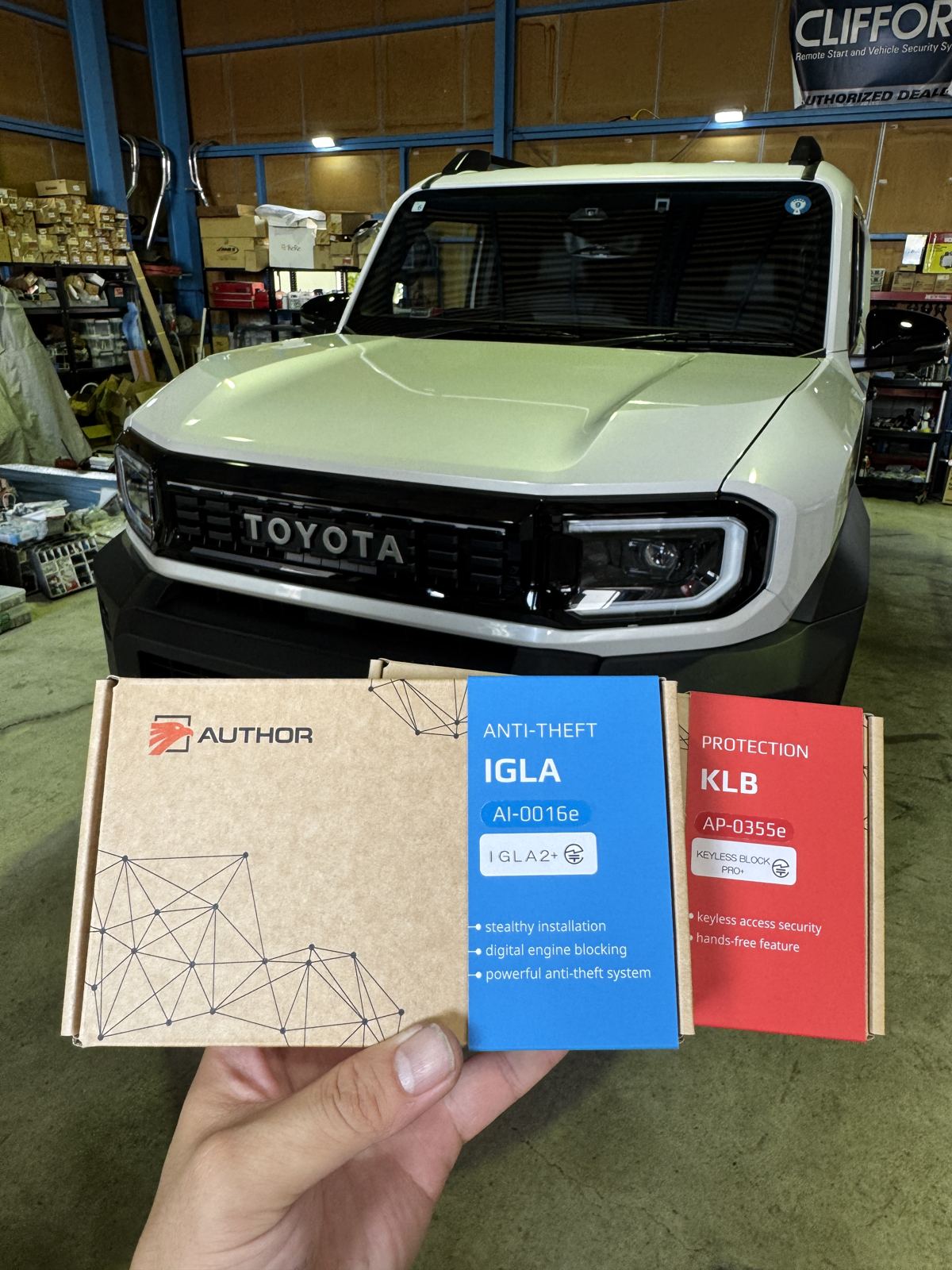 ランドクルーザーFJ IGLA2+ KEYLESS BLOCK PRO+ 盗難対策 取り付け